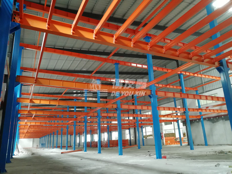 医疗器材厂钢结构平台安装案例
