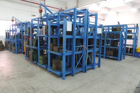 塑胶电器厂模具货架安装案例